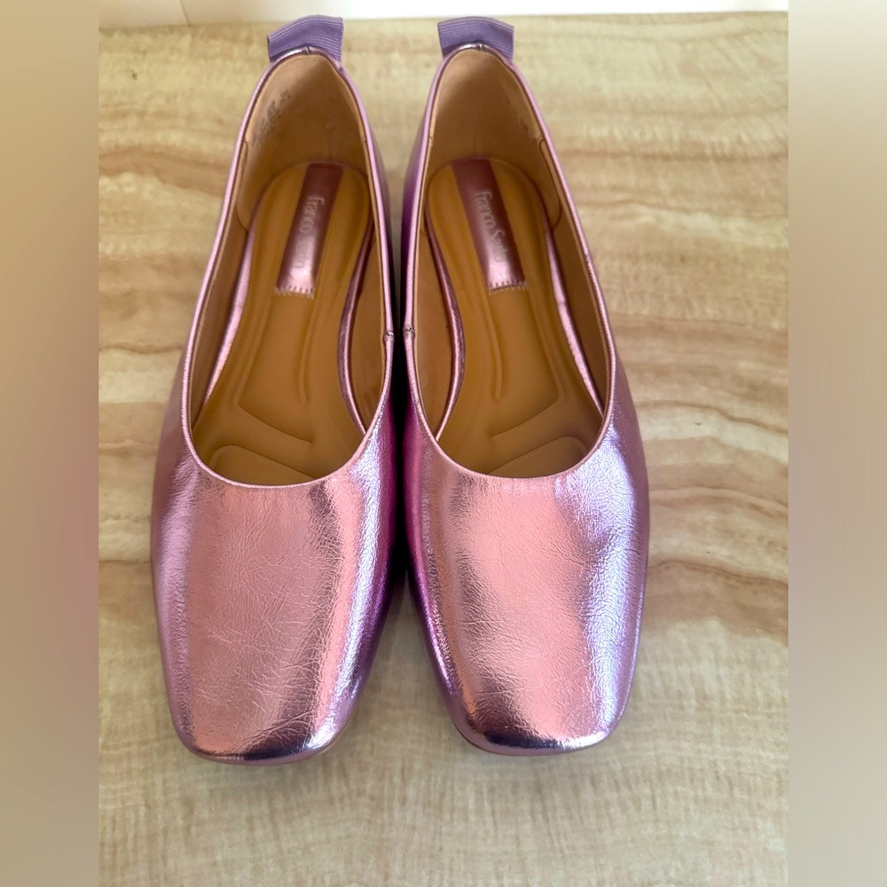 Lavender metallic flats